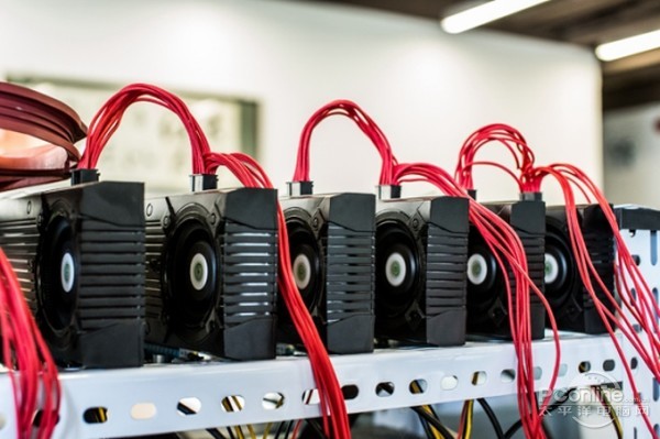 史上最恐怖的挖矿方式,TB250 BTC 12卡组装攻略