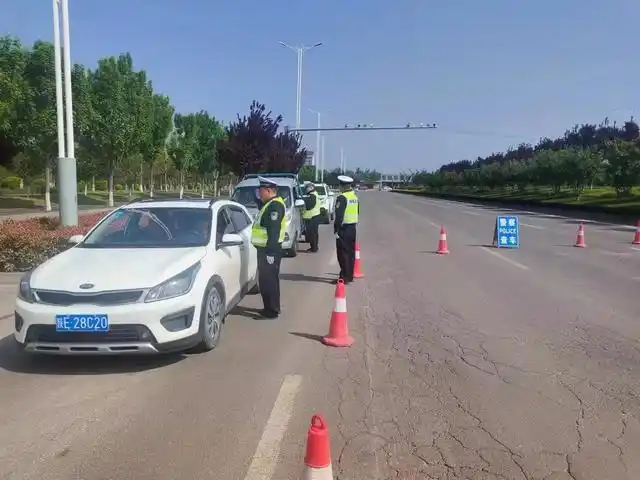 蒲城县花炮电话_蒲城县公安局春季治安清查整治行动_排查娱乐场所网吧隐患