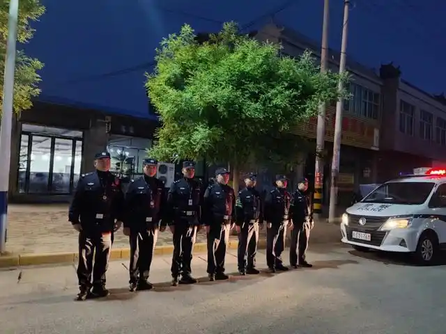 蒲城县花炮电话_蒲城县公安局春季治安清查整治行动_排查娱乐场所网吧隐患