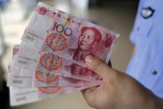 2016年两大妈用20万买80万假币，因质量太差花不掉报警，结局如何