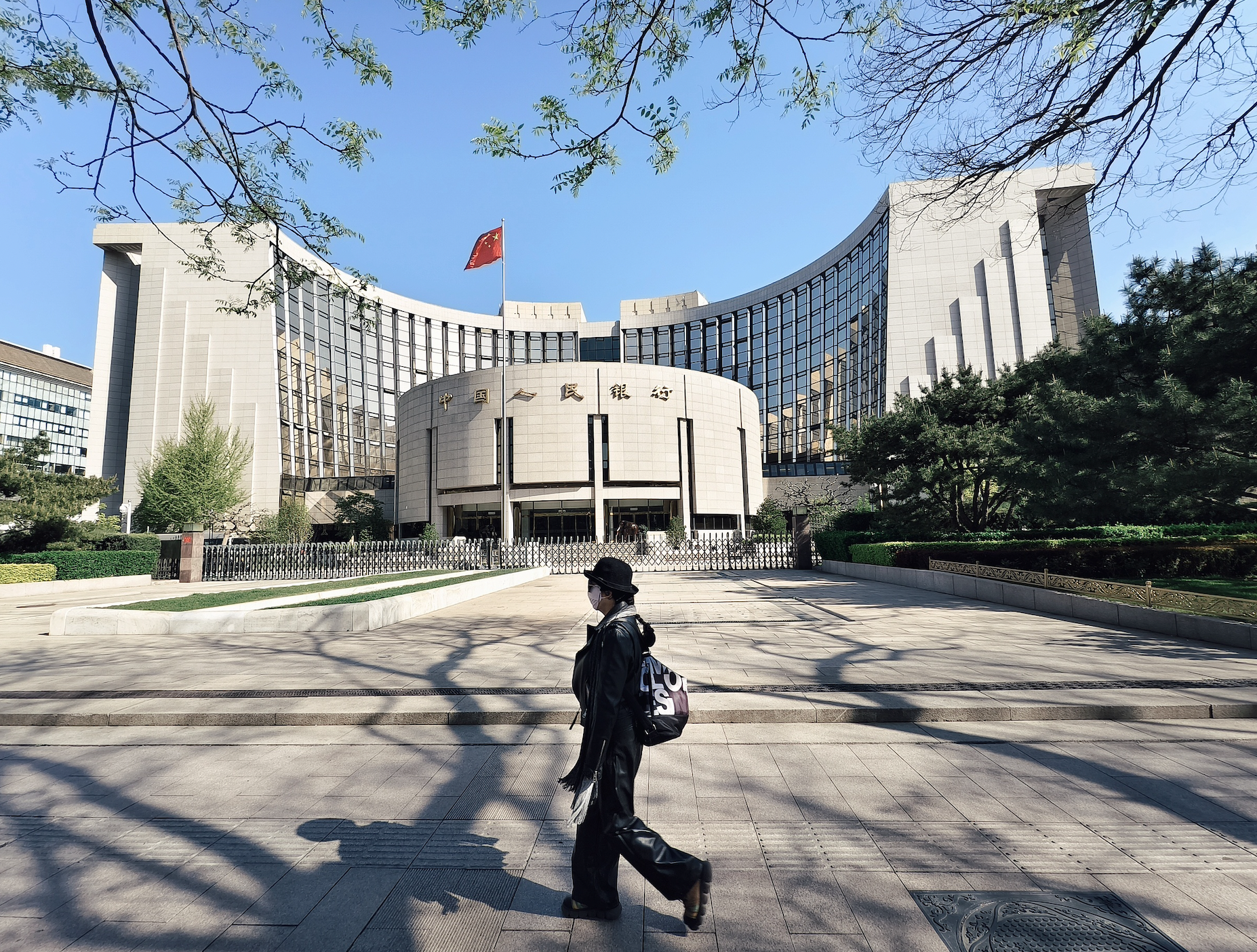 一季度金融数据出炉！M1、M2增速双降，社融增速小幅放缓