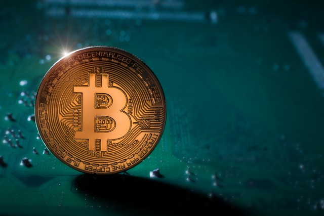 一文读懂比特币:从1万枚换披萨,到搅动全球金融
