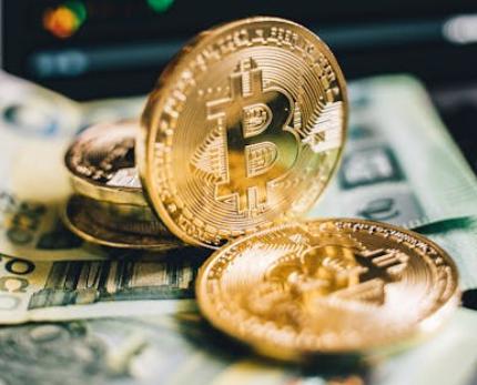 比特币用什么软件挖矿最好？揭秘BTC比特币怎么挖出来的