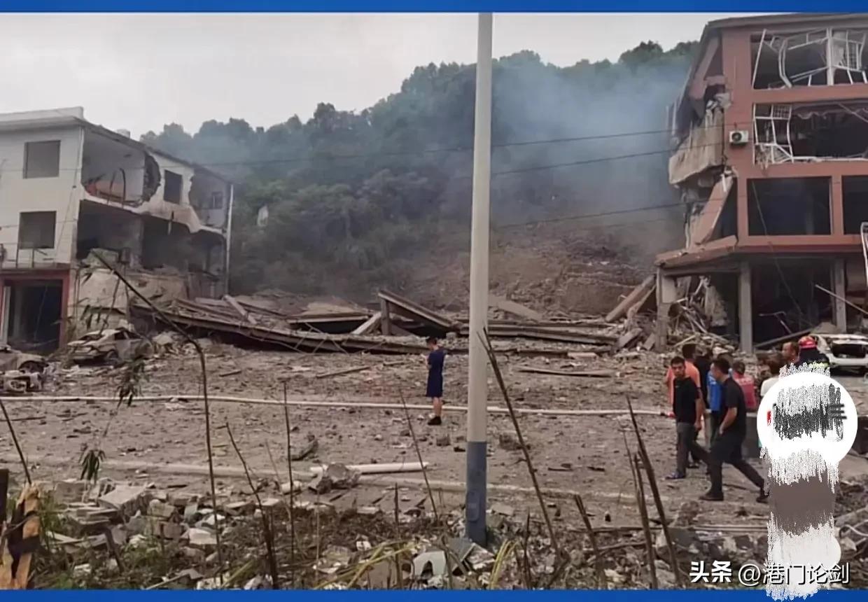 知情者爆料另有隐情,汽修厂爆炸案和烟花有关?评论区炸锅了