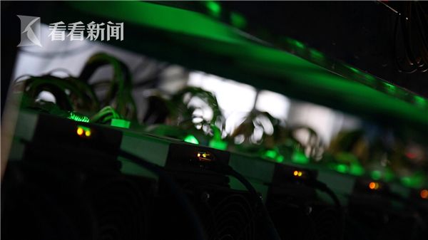 视频｜每小时耗电量1万度 日入90万元！揭秘比特币矿场如何“挖矿”