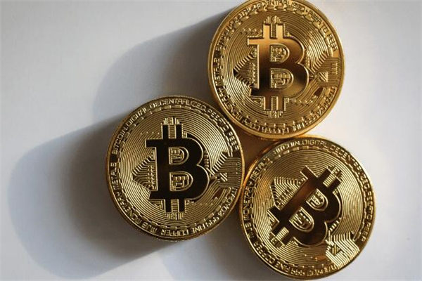 中国比特币交易平台什么时候开了(加密加密货币交易指南)