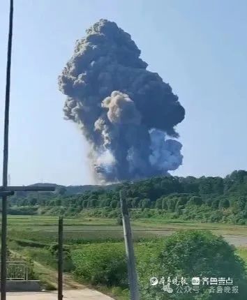 已致2人失联,9人受伤!湖南一花炮厂爆炸最新通报→