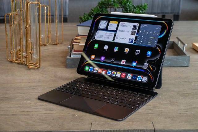 M4 MacBook Air 首发评测:不止天蓝色,性能有惊喜