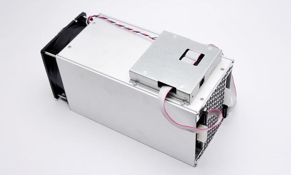 疯狂!一枚近2万美元,比特币ASIC芯片制造商及代表产品汇总