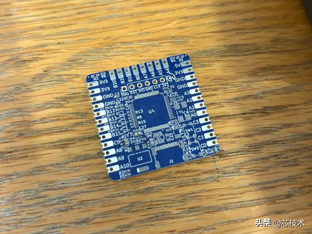 从零设计一块自己的STM32开发板:新手也能学会的完整指南