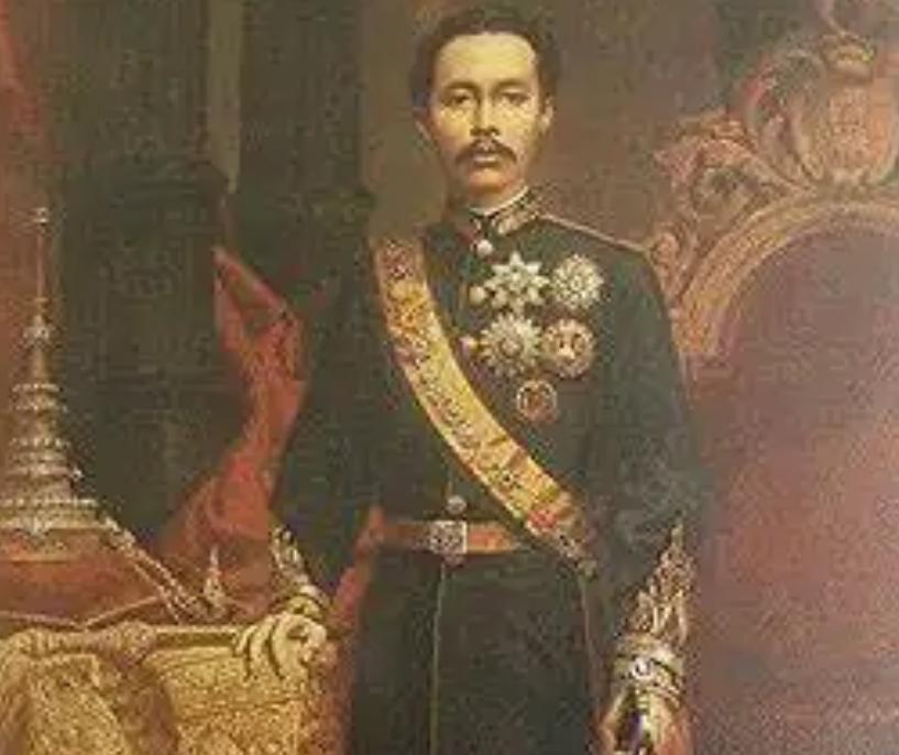 泰国千古一帝：娶4个亲妹妹，外加150个妃子，事业爱情双丰收