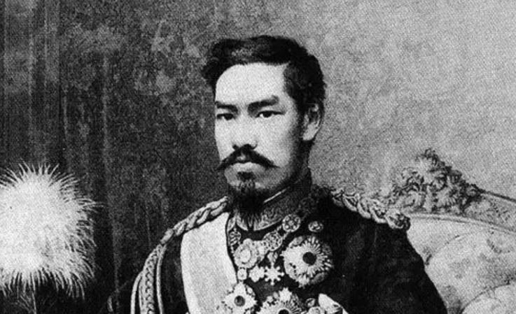 泰国千古一帝：娶4个亲妹妹，外加150个妃子，事业爱情双丰收